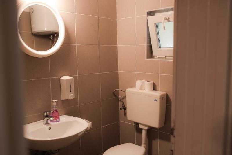 Single Room image 2