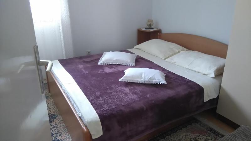 Apartment image 3