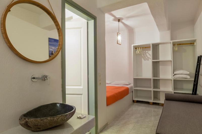 Semi Basement Apartment (4 Adults) image 4
