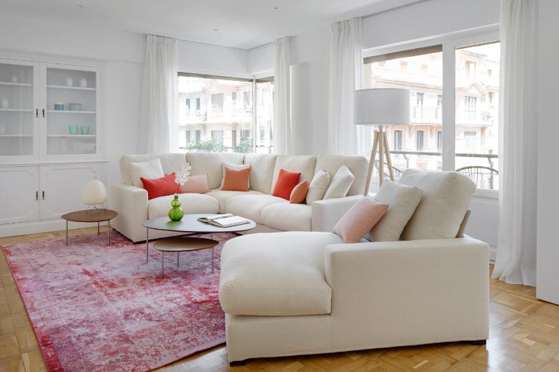 Larroka by FeelFree Rentals - image 10