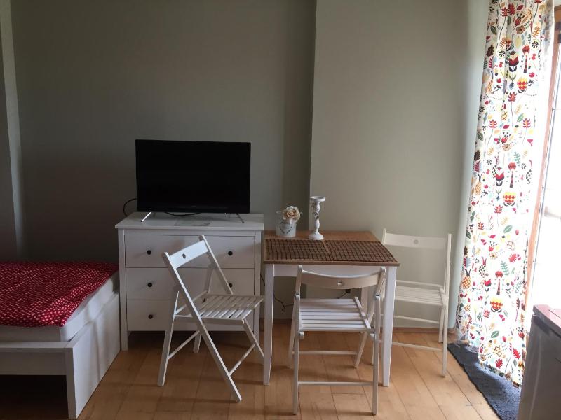 Quadruple Room with Balcony image 3