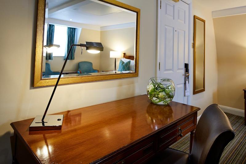 Superior Double Room image 2