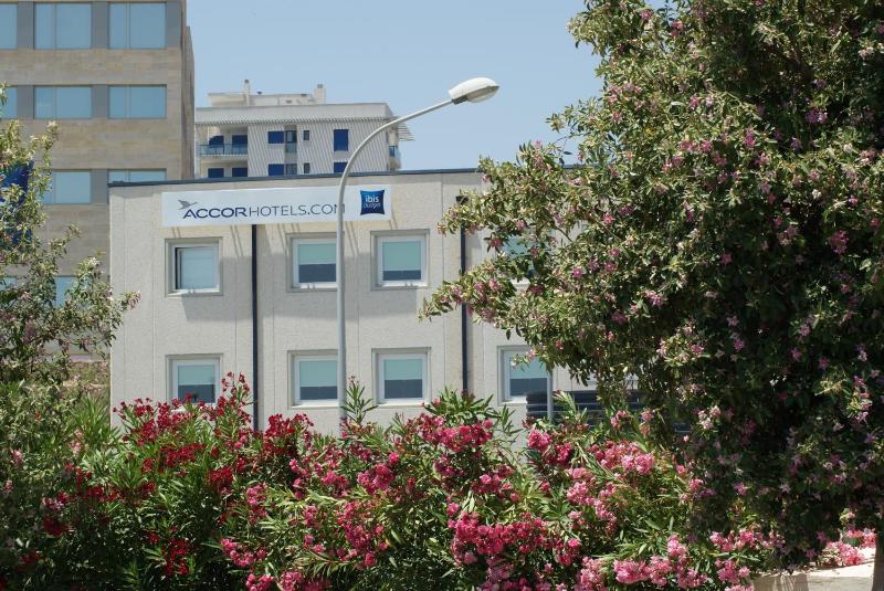 Ibis Budget Alicante - image 6