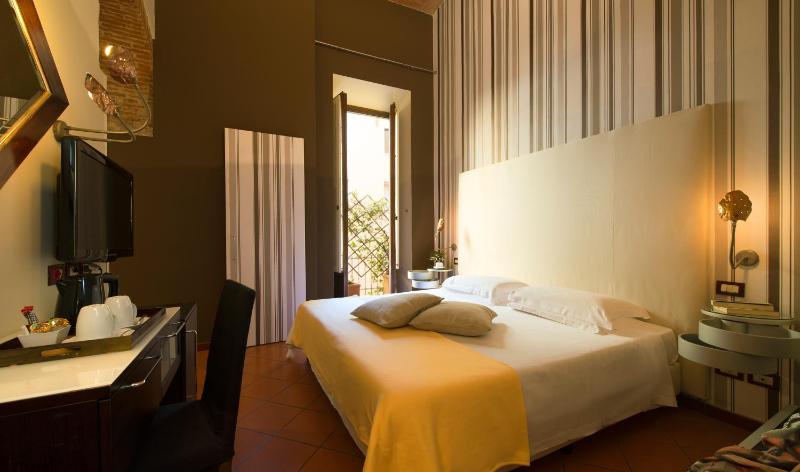 Triple Room image 4