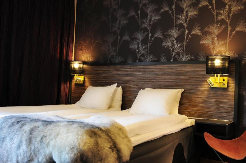 Standard Double Room image 4