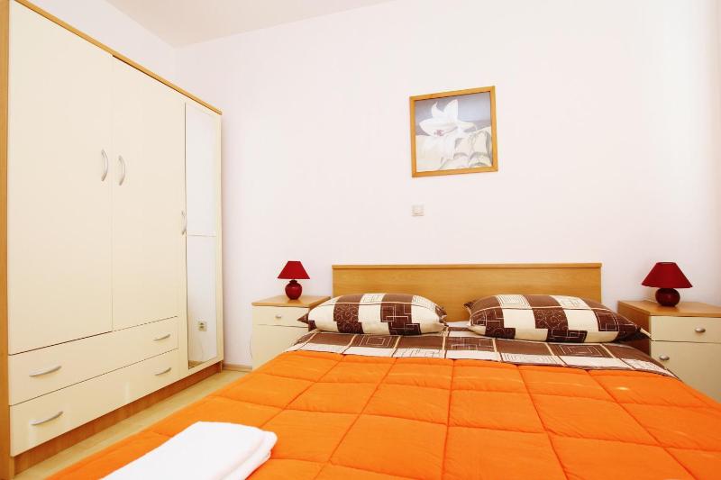 Apartment (2 Adults) image 4