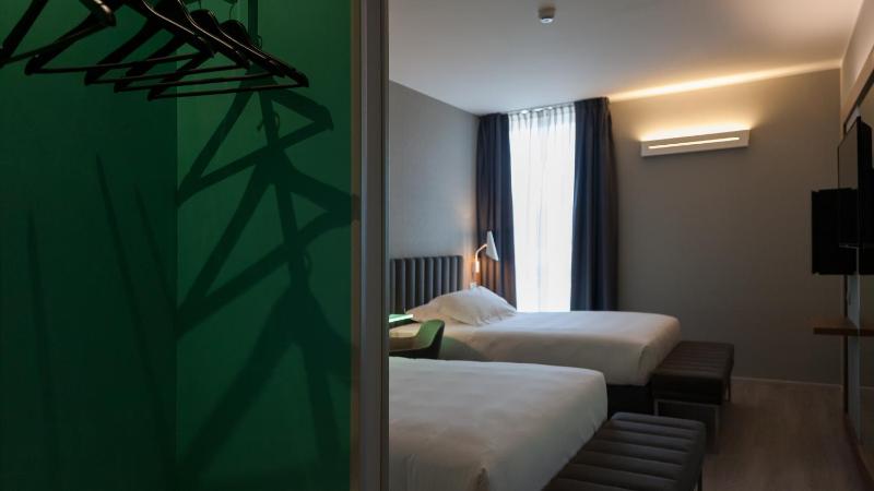 Queen Room with Two Queen Beds image 1