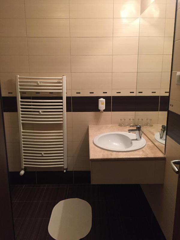 Double Room image 4