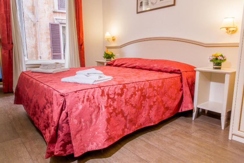 Two Connecting Double Rooms image 2