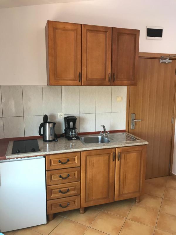 One-Bedroom Apartment with Sea View (4 Adults) image 3