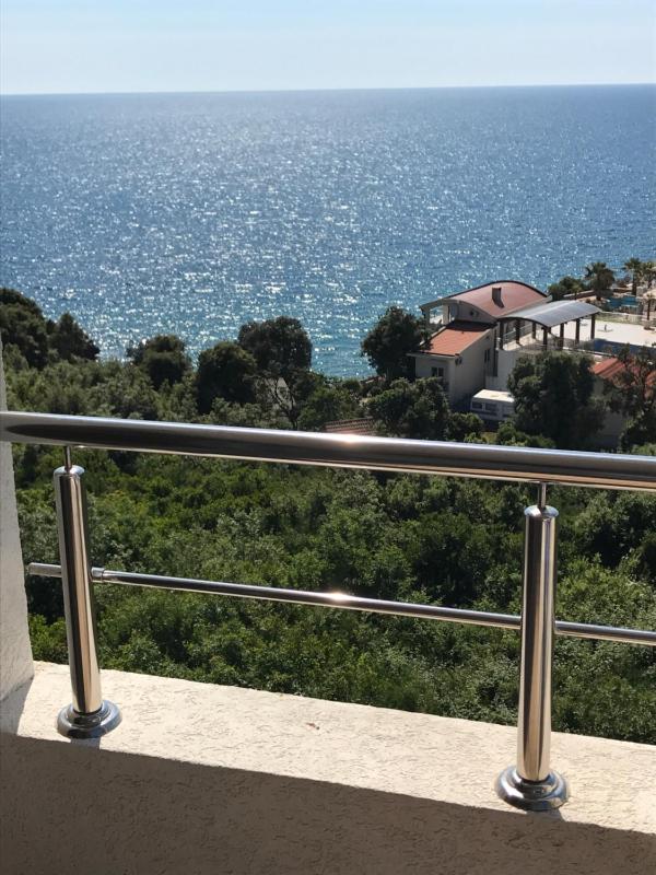 One-Bedroom Apartment with Sea View (4 Adults) image 4