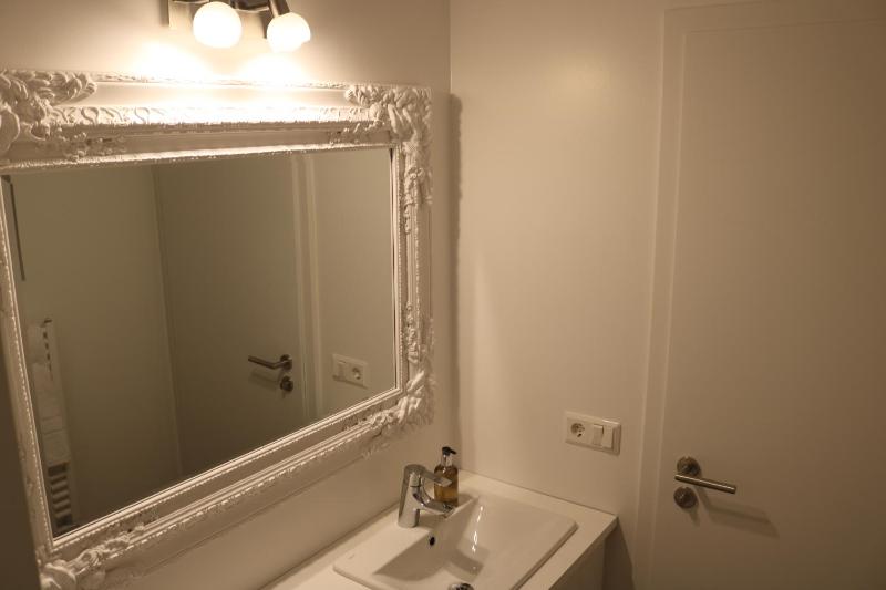 Double or Twin Room with Mountain View image 2