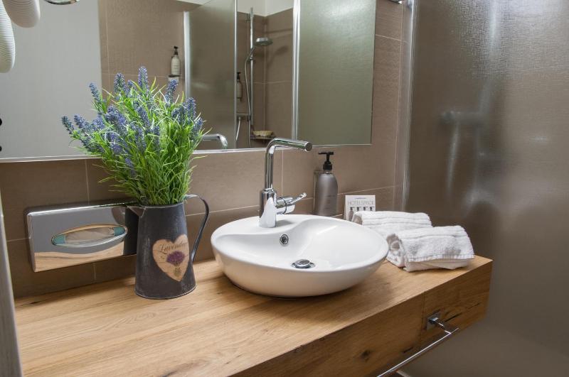 Junior Suite (4 Adults) image 3