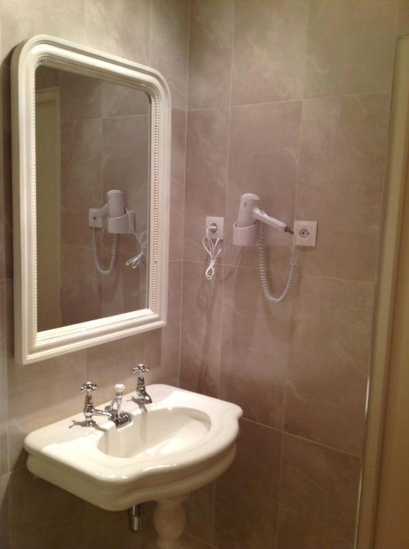 Triple Room image 1