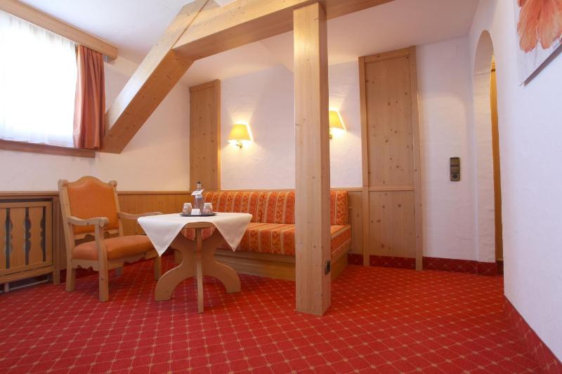 Superior Double Room image 4