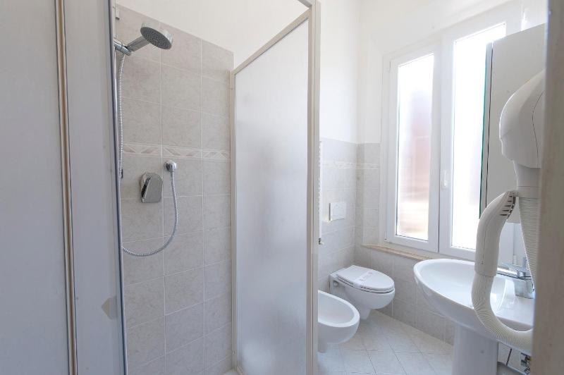 Quadruple Room image 2