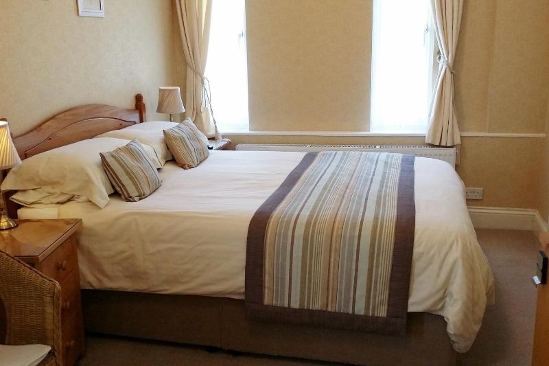The Baytree - Exclusively for Adults - image 9