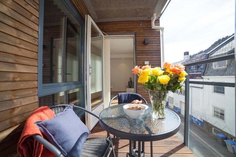 One-Bedroom Apartment image 1