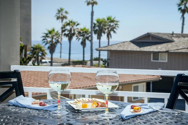 Pacific Shores Inn - image 2