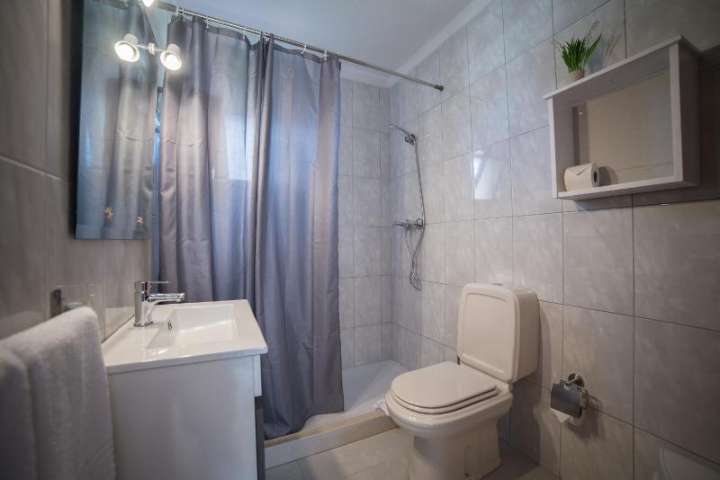 Double Room with Garden View image 1