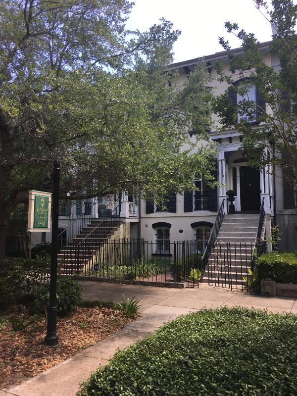 Justine Inn Savannah - image 23