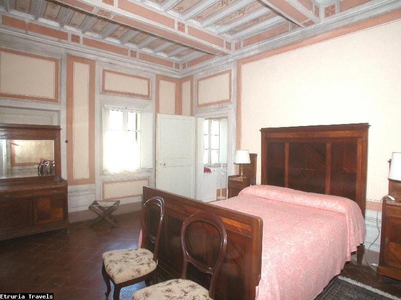 Two Connecting Double Rooms image 1