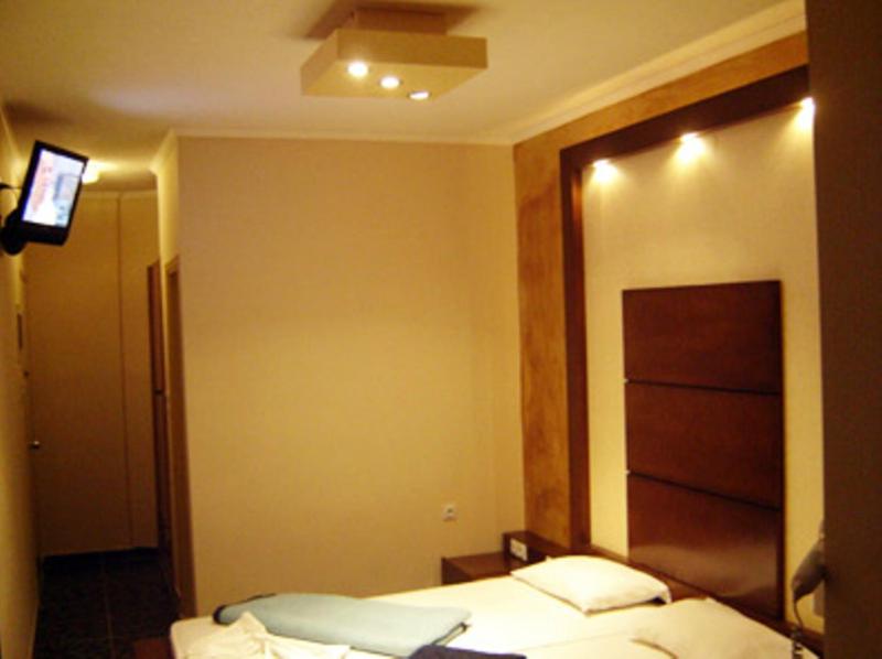 Double or Twin Room image 1