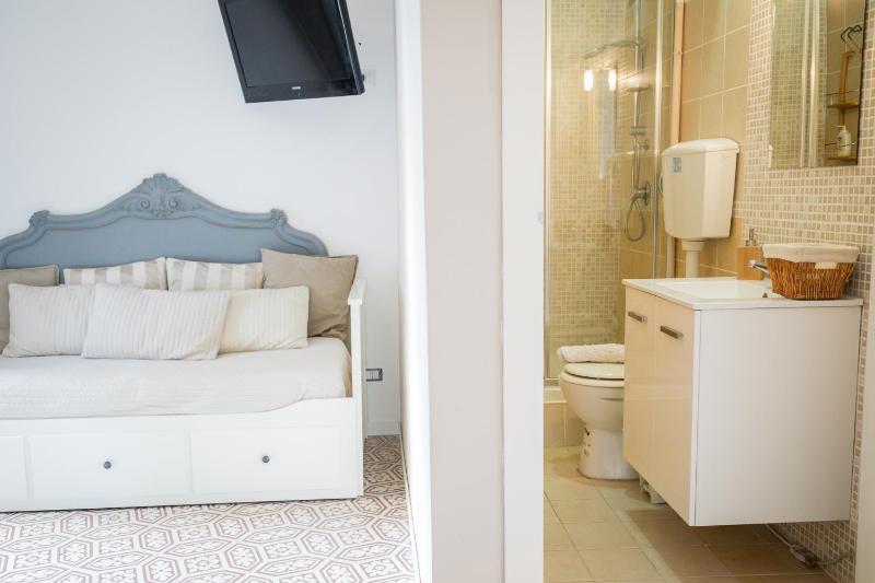 Triple Room image 4