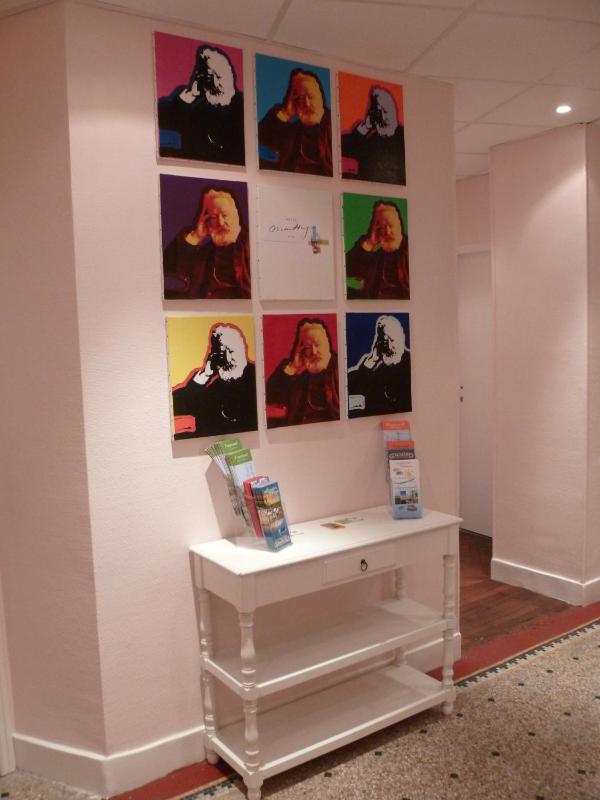 Hotel Victor Hugo Nice - image 8