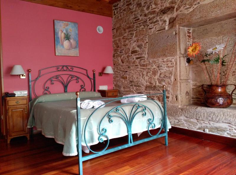 Deluxe Room image 1