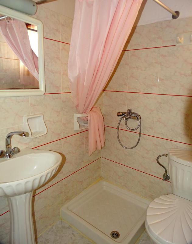 Superior Double Room with Balcony image 3