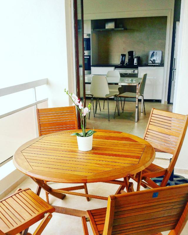 Apartment with Sea View image 4