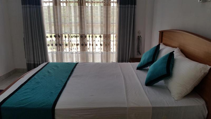 Sunhill Lake Tourist Rest - image 12