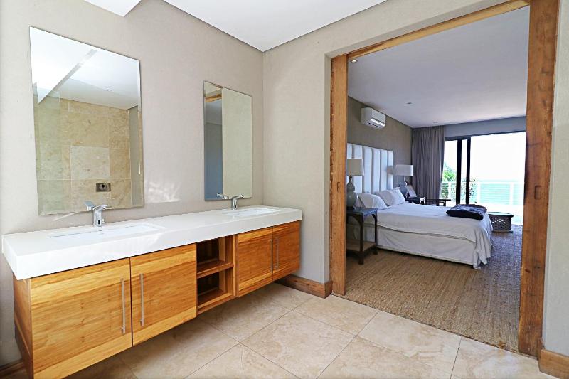 31 Milkwood - image 4