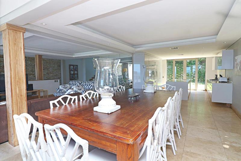 31 Milkwood - image 7