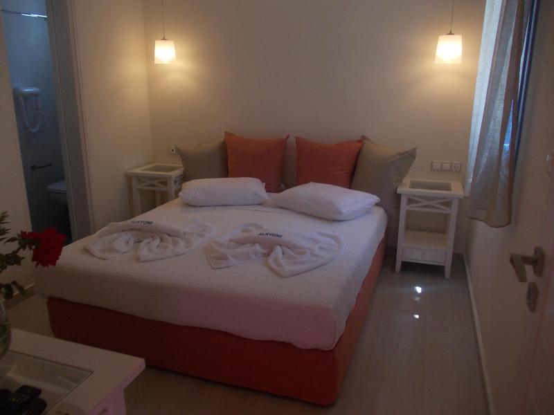 Family Room image 1