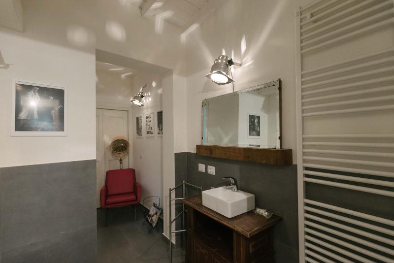 Suite image 3