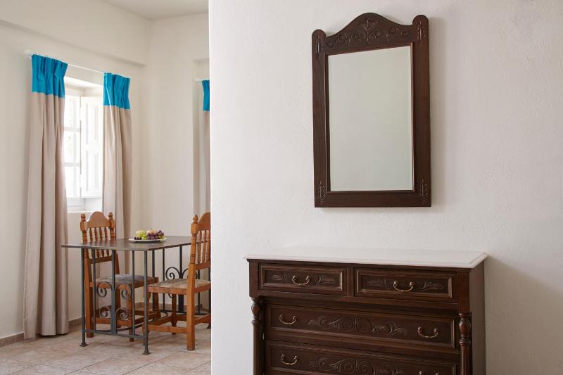  Suite image 3