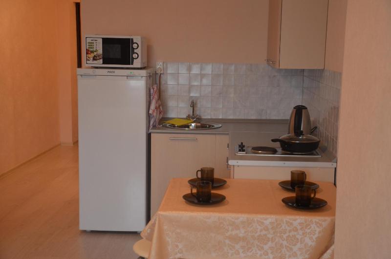 Studio Apartment image 3