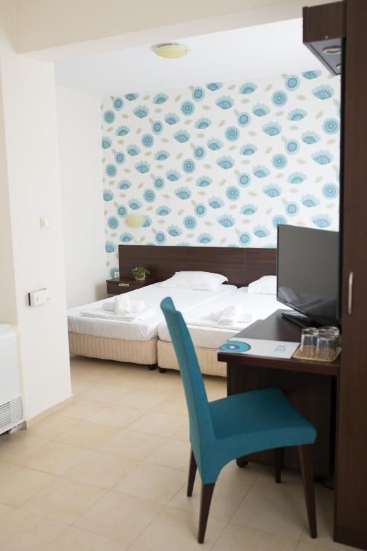 Ema Hotel - image 17