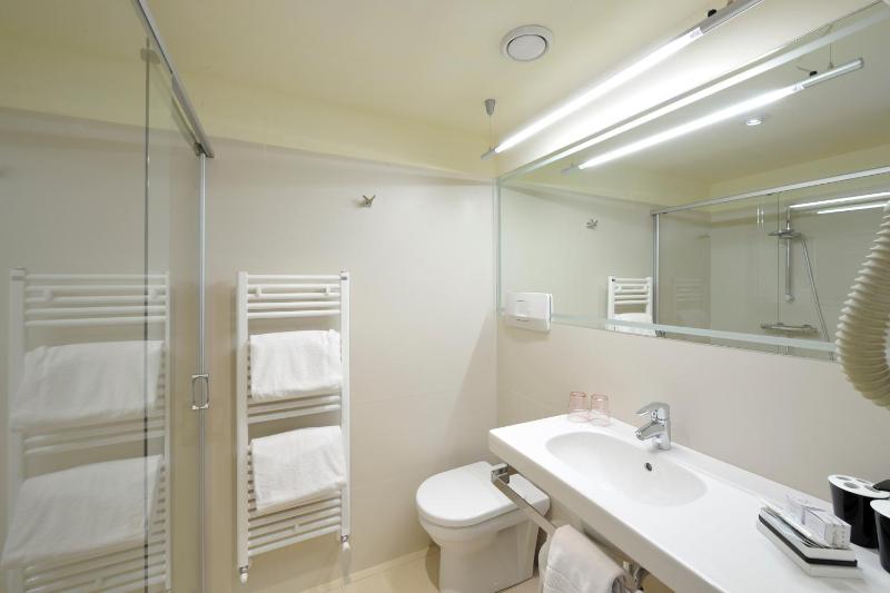 Suite image 3