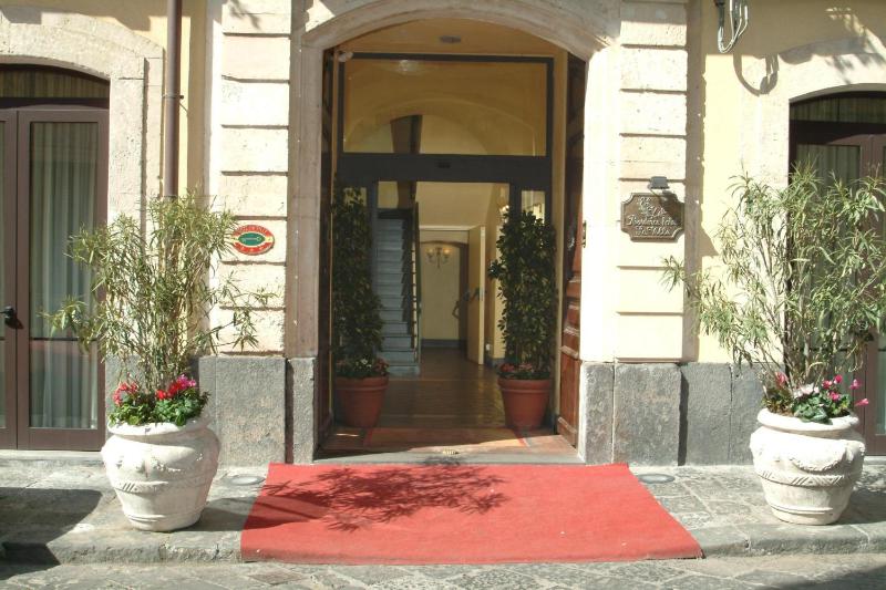 Hotel La Ville - image 6