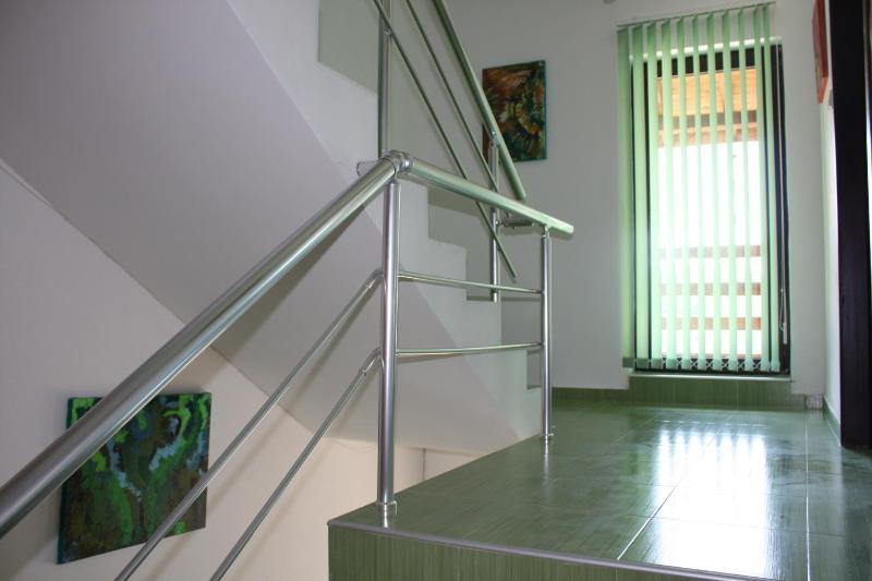Six-Bedroom House image 1