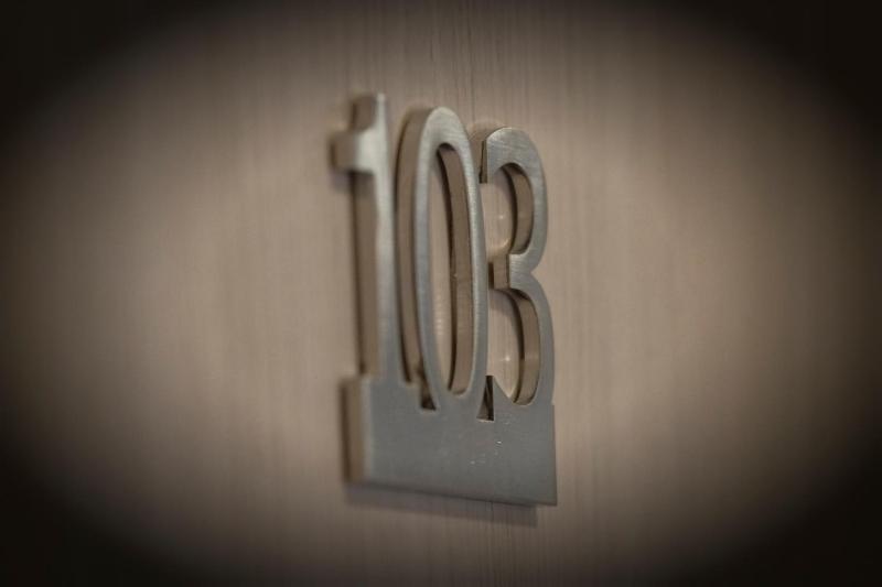 Single Room image 4