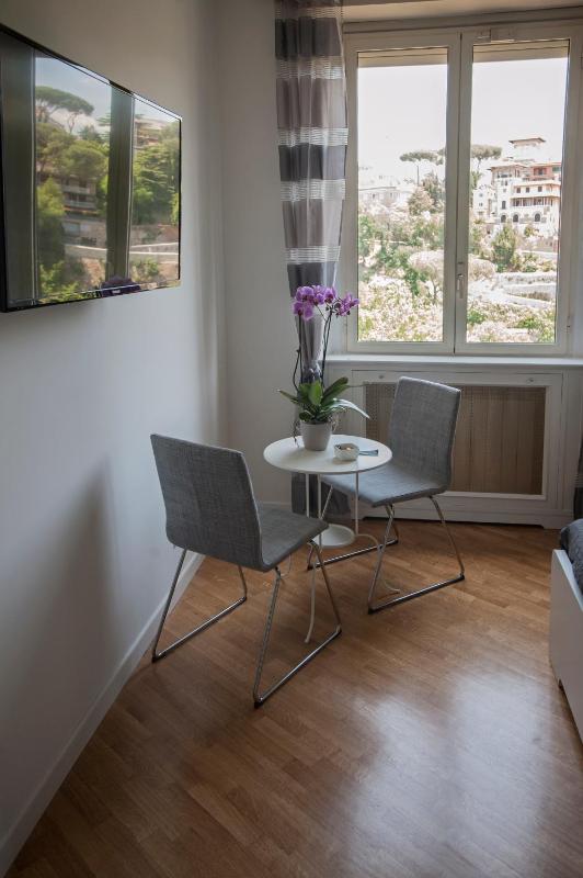 Double Room with Private Bathroom image 4