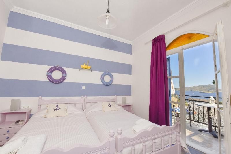 Apartment with Sea View image 2