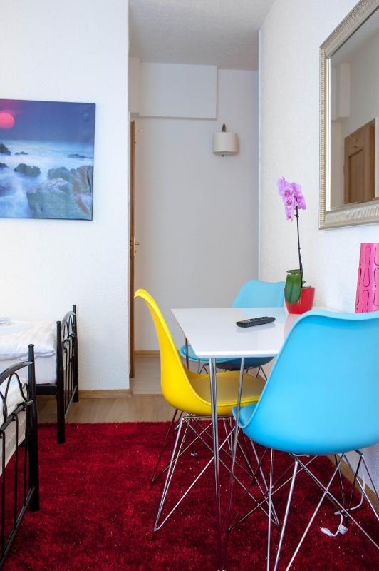 Triple Room with City View image 2