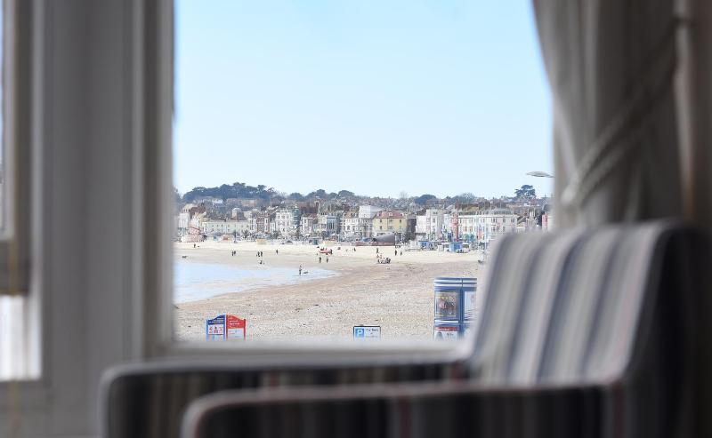 The Beach House - image 31