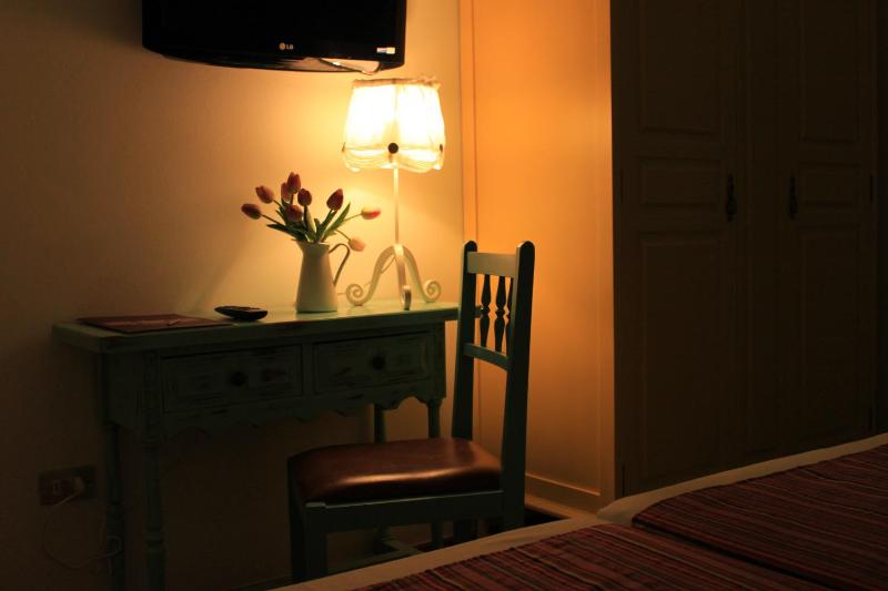 Double or Twin Room image 4
