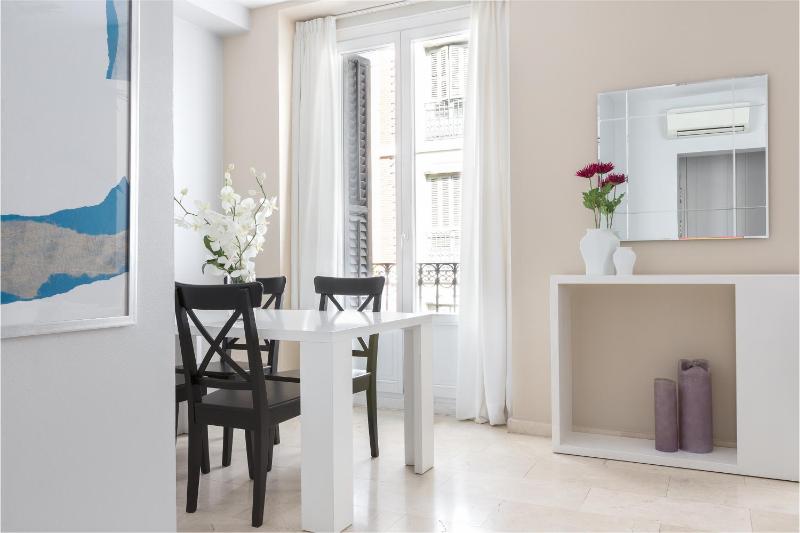 Two-Bedroom Apartment (5 Adults) image 4